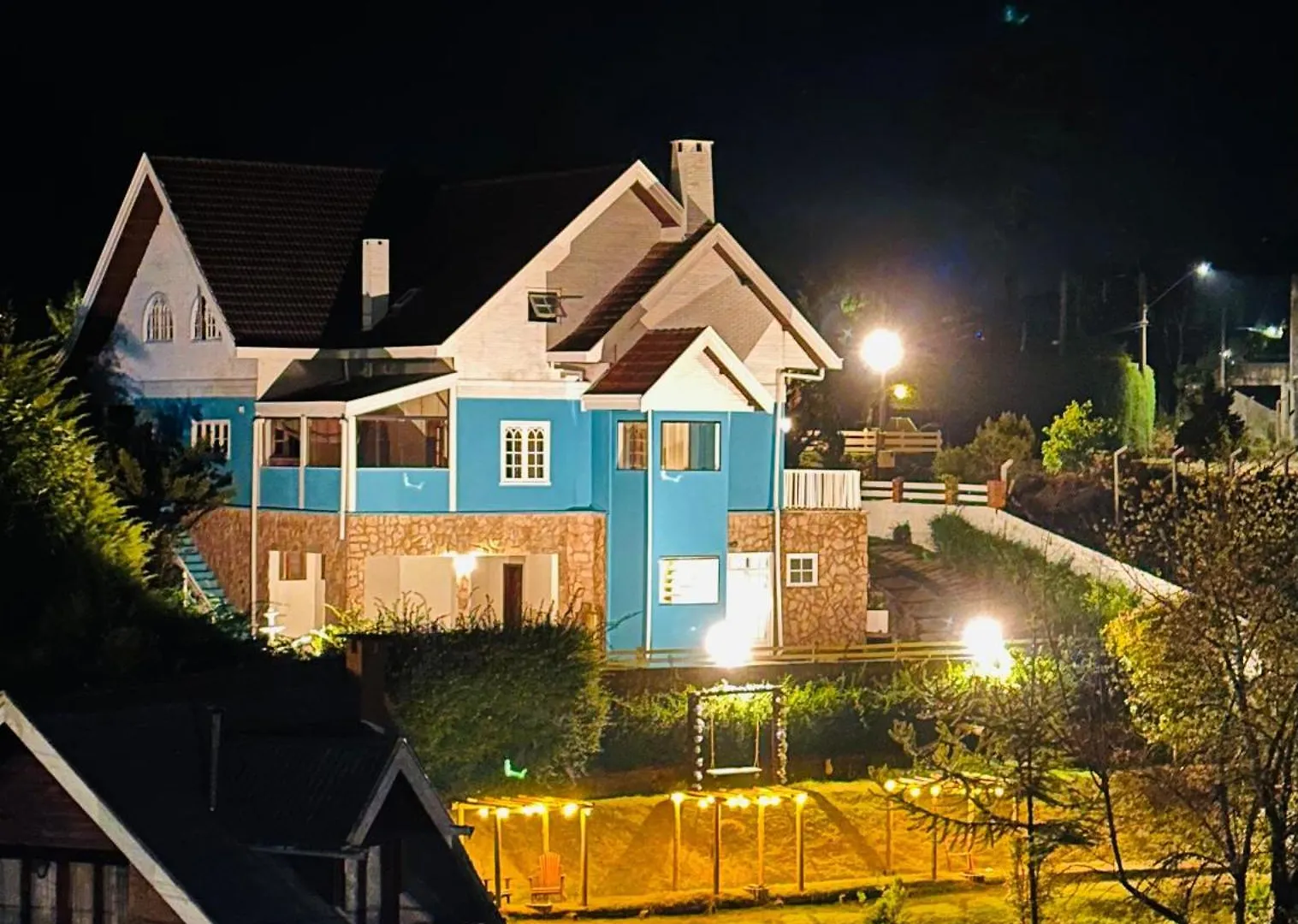 Pousada Blue Village Boutique Campos do Jordao 4*,  Brazil